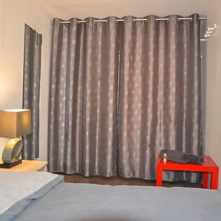 Le Felix Grat - Lavaloc 2*